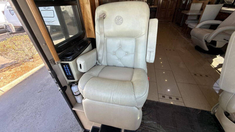 2014 Tiffin Allegro Bus PowerGlide