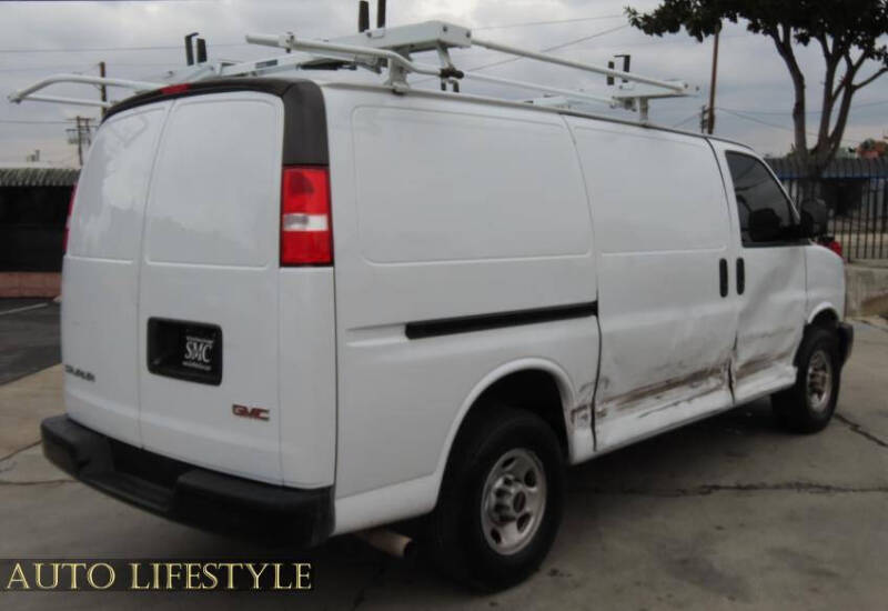 2023 GMC Savana 2500