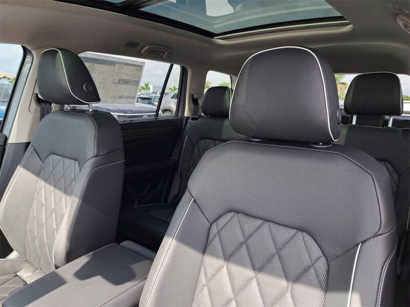 2025 Volkswagen Atlas SEL Premium R-Line 4Motion