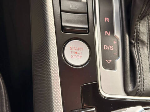 2016 Audi A4 2.0T quattro Premium