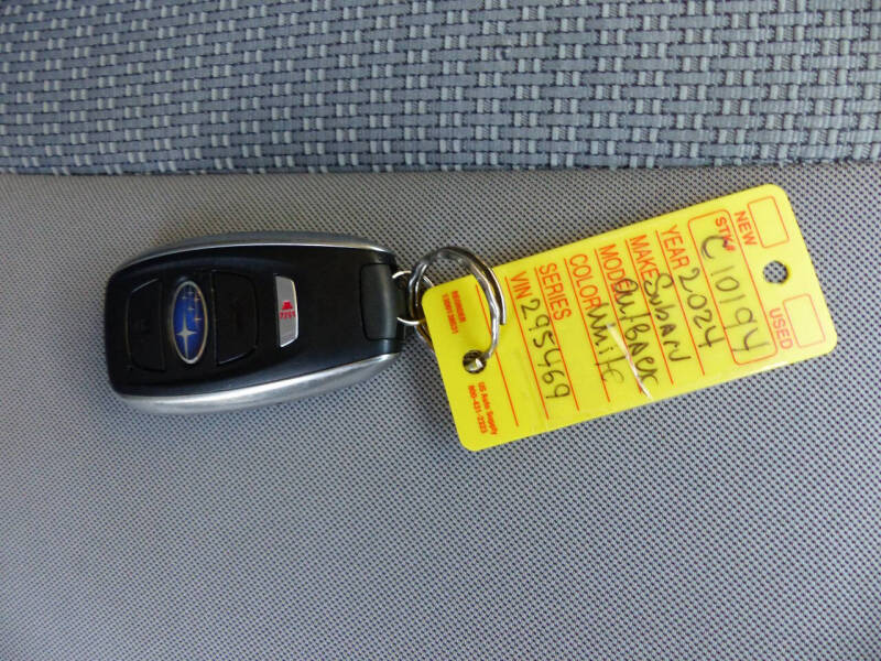 2024 Subaru Outback Premium