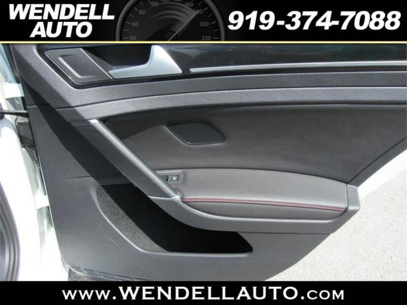 2017 Volkswagen Golf GTI SE