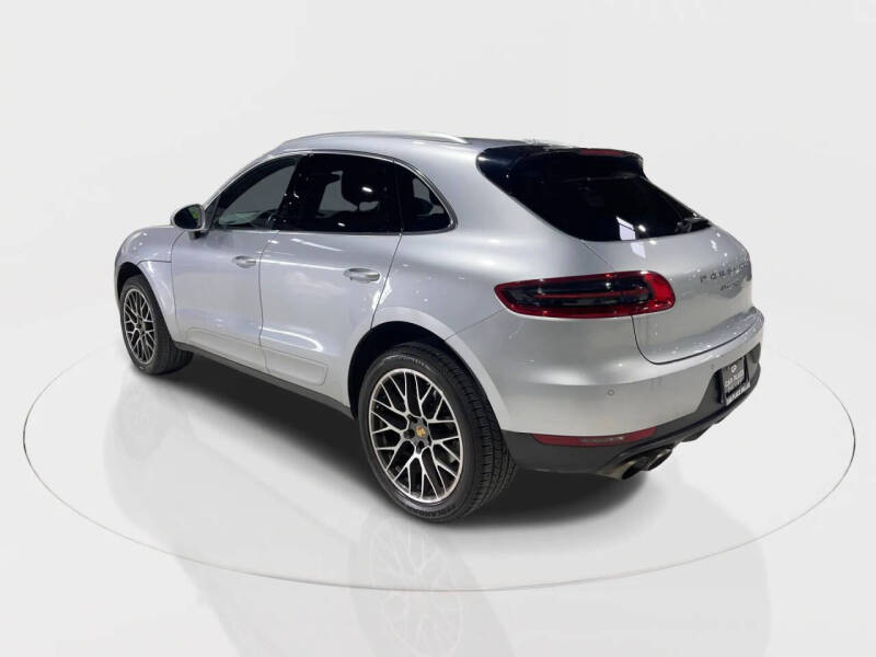 2016 Porsche Macan S