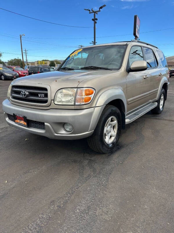 2002 Toyota Sequoia SR5