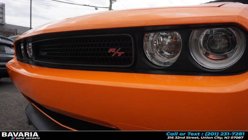 2014 Dodge Challenger R/T Plus