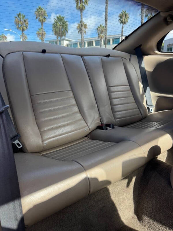 2004 Ford Mustang GT Deluxe