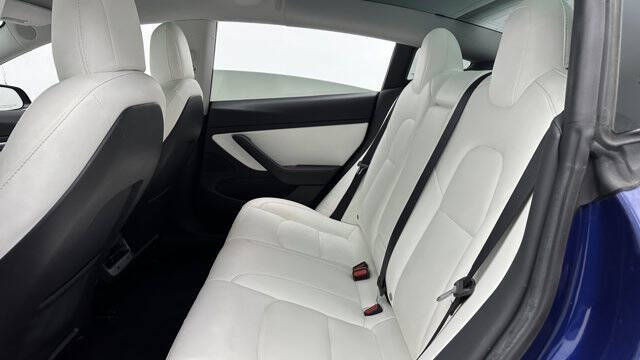 2020 Tesla Model 3 Standard Range