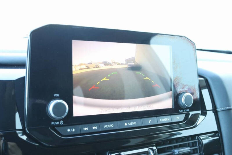 2022 Nissan Pathfinder S