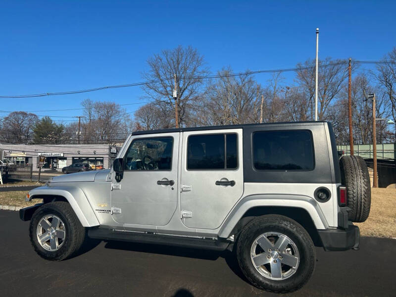 2009 Jeep Wrangler Unlimited Sahara photo 5