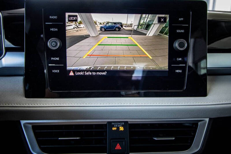 2026 Volkswagen Taos SE