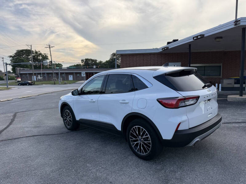 2021 Ford Escape Plug-In Hybrid SE