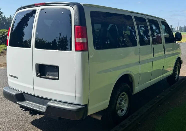 2018 Chevrolet Express LS 2500