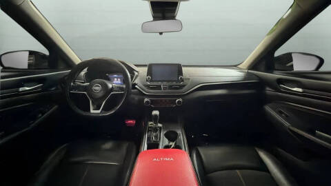 2020 Nissan Altima 2.5 SR