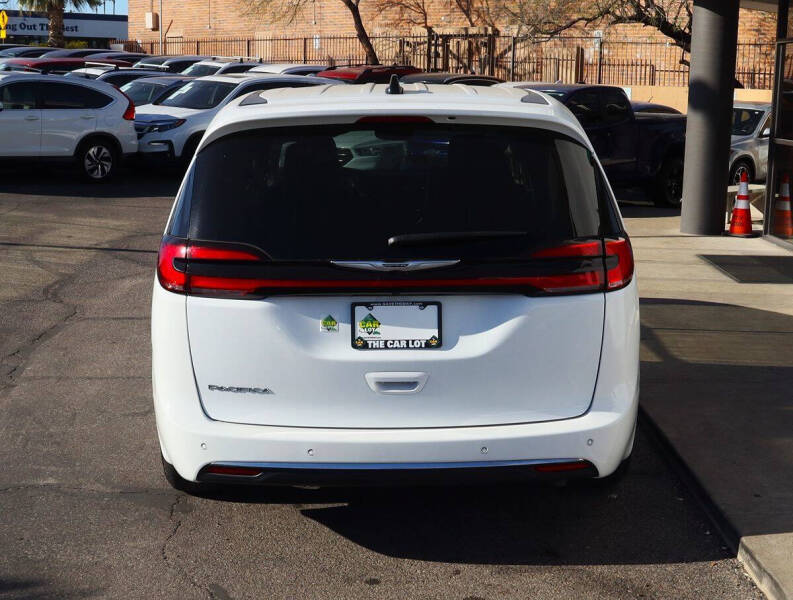 2023 Chrysler Pacifica Touring L
