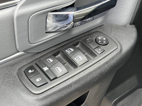 2024 RAM 1500 Classic