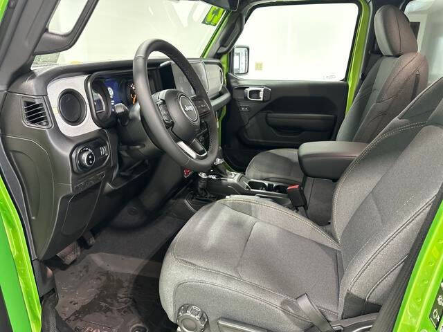 2025 Jeep Gladiator Willys