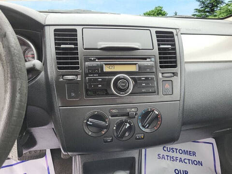 2008 Nissan Versa 1.8 S