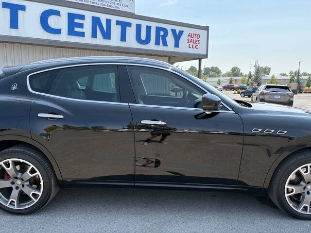 2017 Maserati Levante S