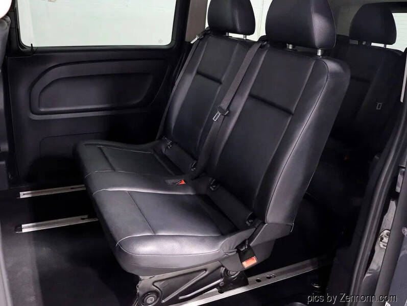 2016 Mercedes-Benz Metris Passenger