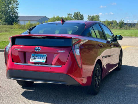 2016 Toyota Prius Four Touring