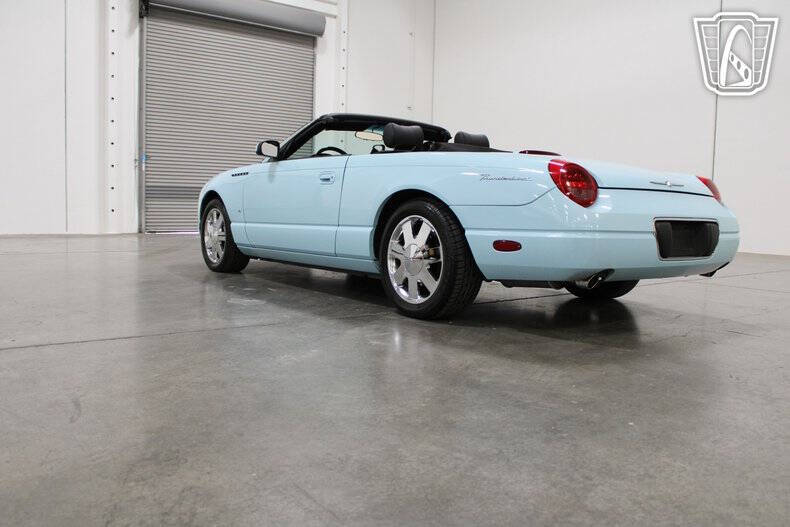 2003 Ford Thunderbird