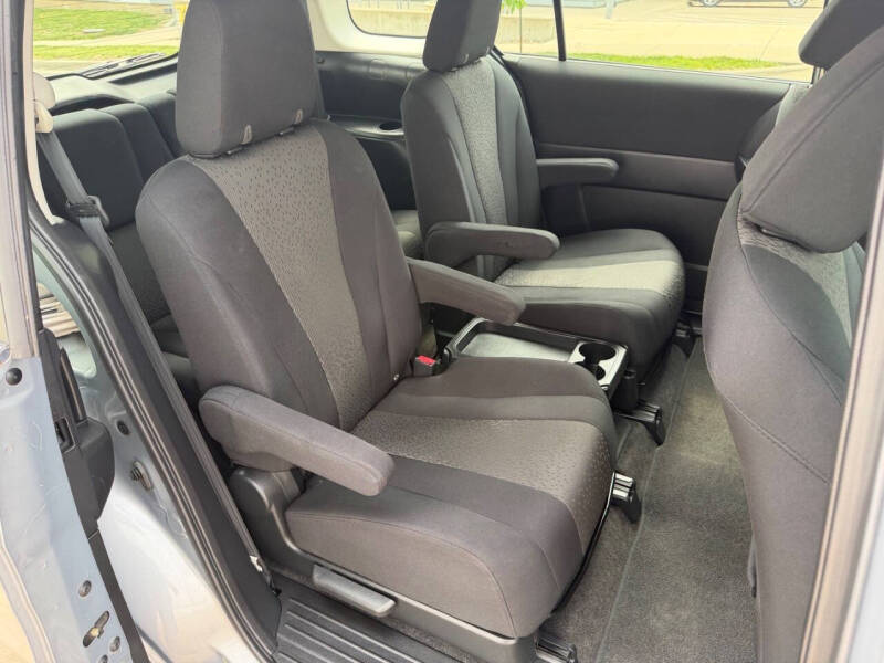2012 Mazda MAZDA5 Sport