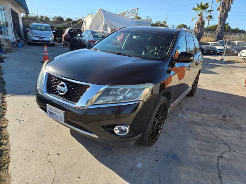 2015 Nissan Pathfinder Platinum