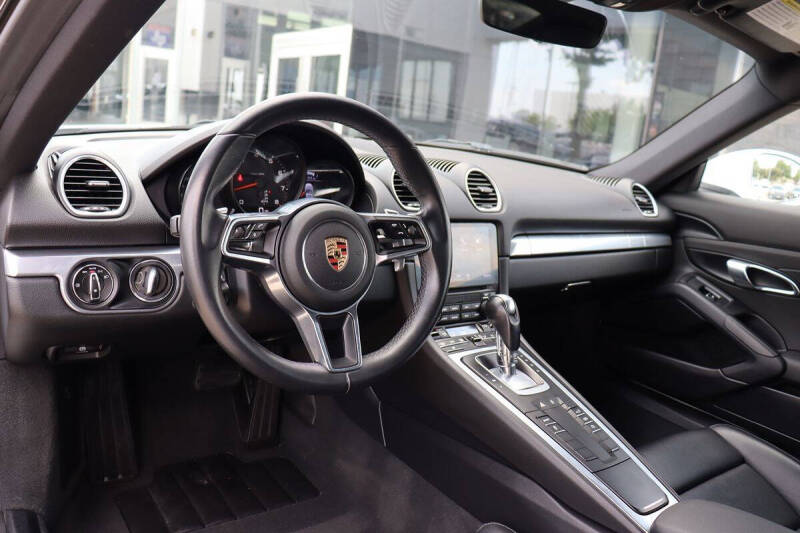 2019 Porsche 718 Cayman