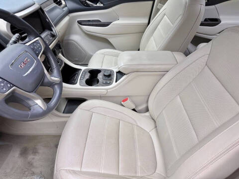 2020 GMC Acadia Denali