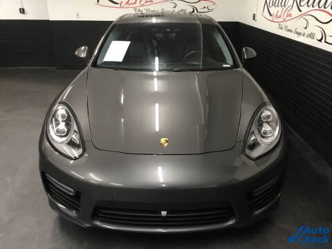 2016 Porsche Panamera GTS