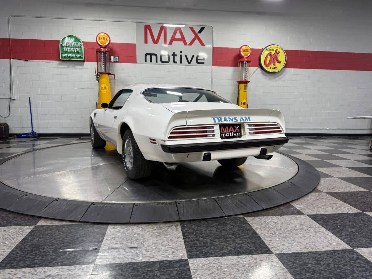 1974 Pontiac Trans Am 10