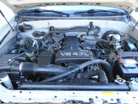 2005 Toyota Sequoia SR5