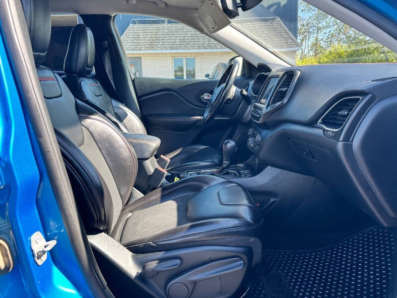 2019 Jeep Cherokee Trailhawk