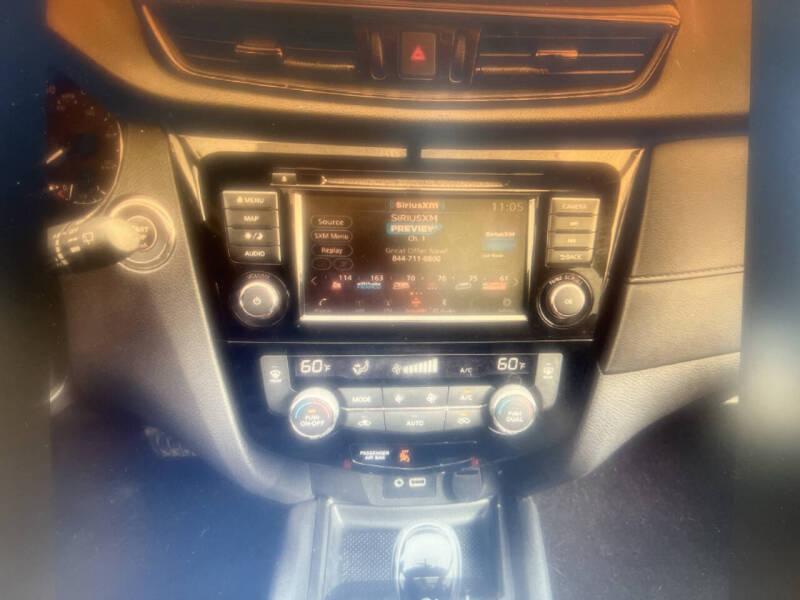 2018 Nissan Rogue SV