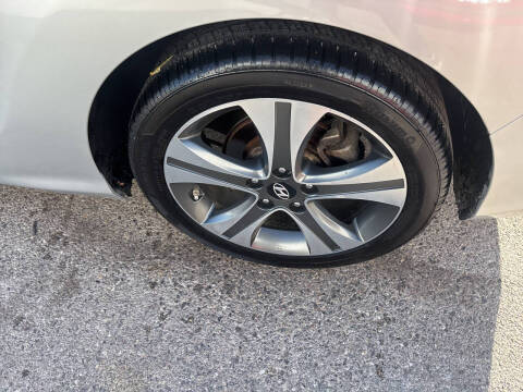 2013 Hyundai Elantra Coupe SE