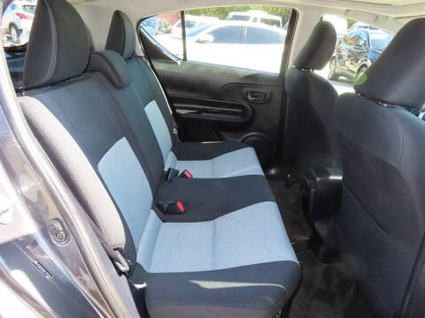 2015 Toyota Prius c Three