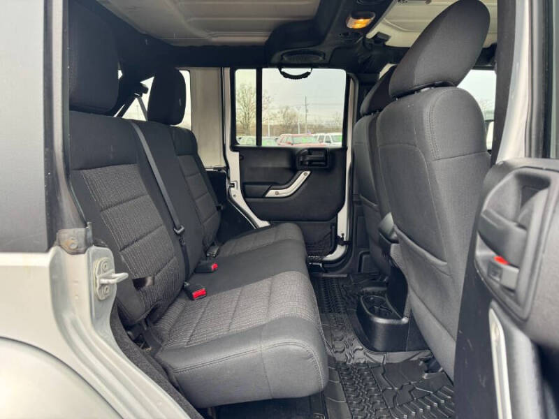 2012 Jeep Wrangler Unlimited Sahara