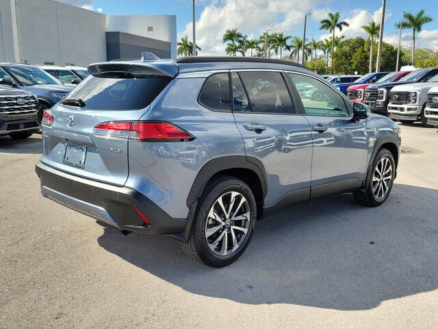 2023 Toyota Corolla Cross XLE