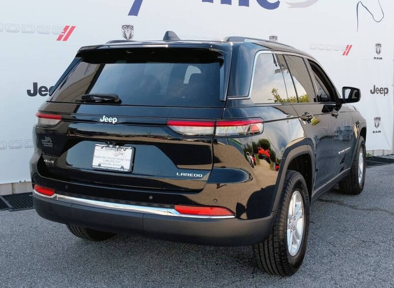 2023 Jeep Grand Cherokee Laredo