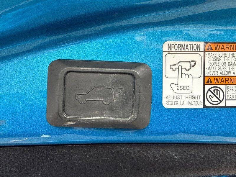 2017 Toyota RAV4 Hybrid Limited