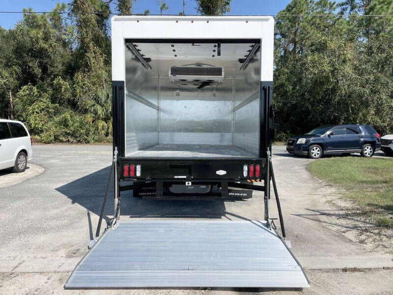 2025 Ford E-Series