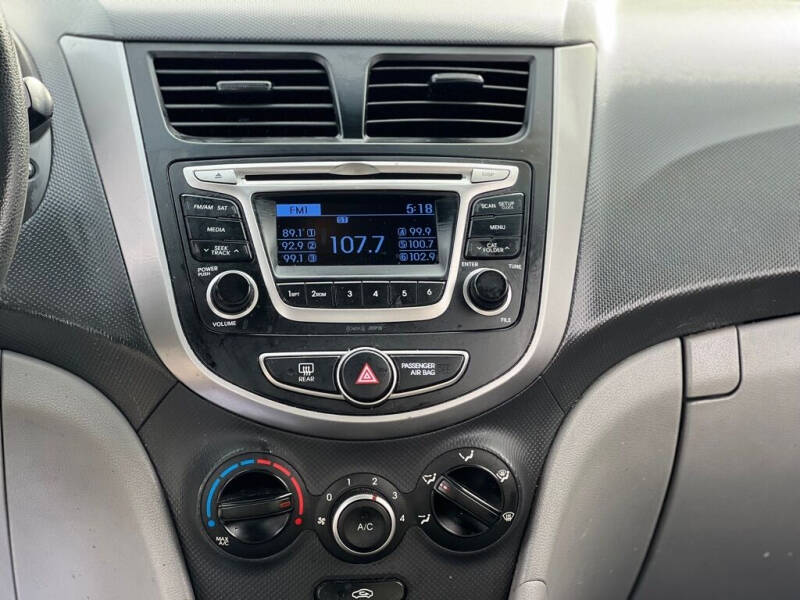 2015 Hyundai Accent GLS