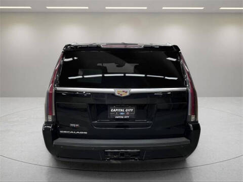 2020 Cadillac Escalade ESV Premium Luxury