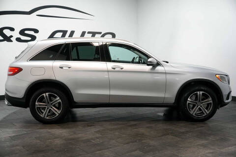 2017 Mercedes-Benz GLC GLC 300