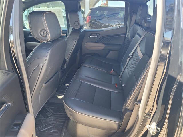 2025 GMC Canyon Denali