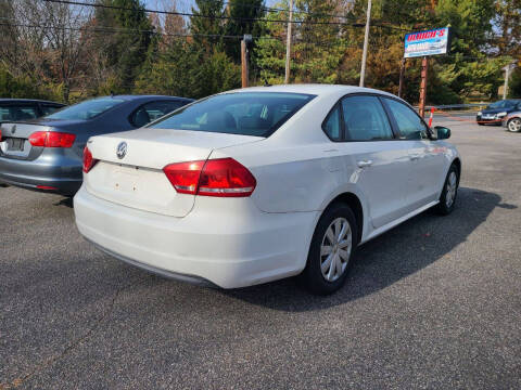 2013 Volkswagen Passat S PZEV