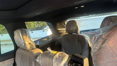 2026 Volvo XC90 B6 Ultra Dark 7P