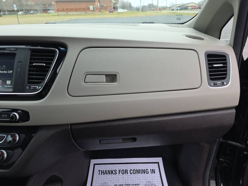 2016 Kia Sedona Limited