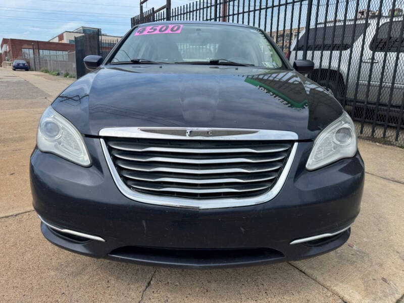 2012 Chrysler 200 LX