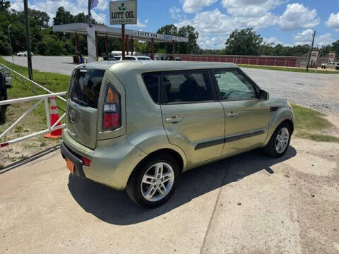 2011 Kia Soul +